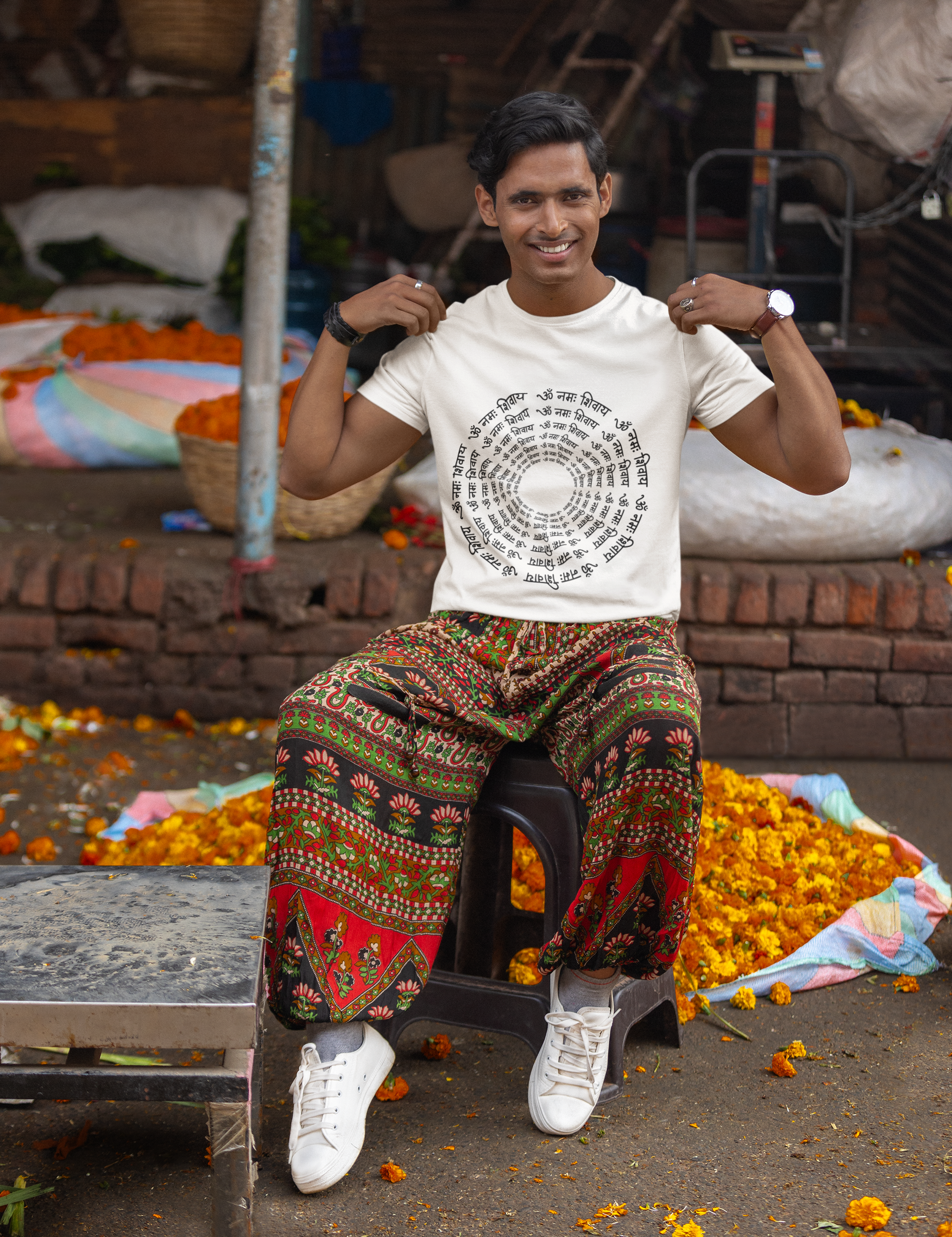 OmnamahShivaySpiral_MenTshirt_White.png