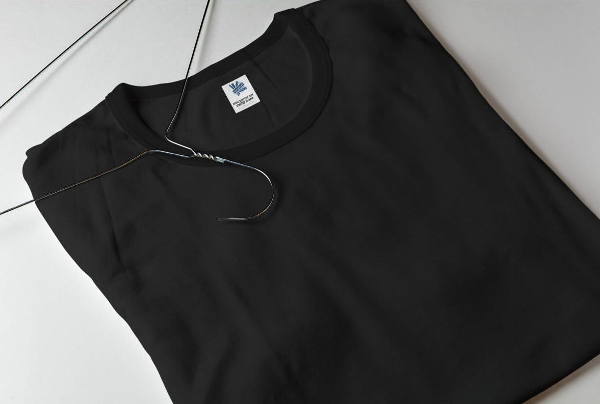Plain_RoundNeckTshirt_Black.jpg