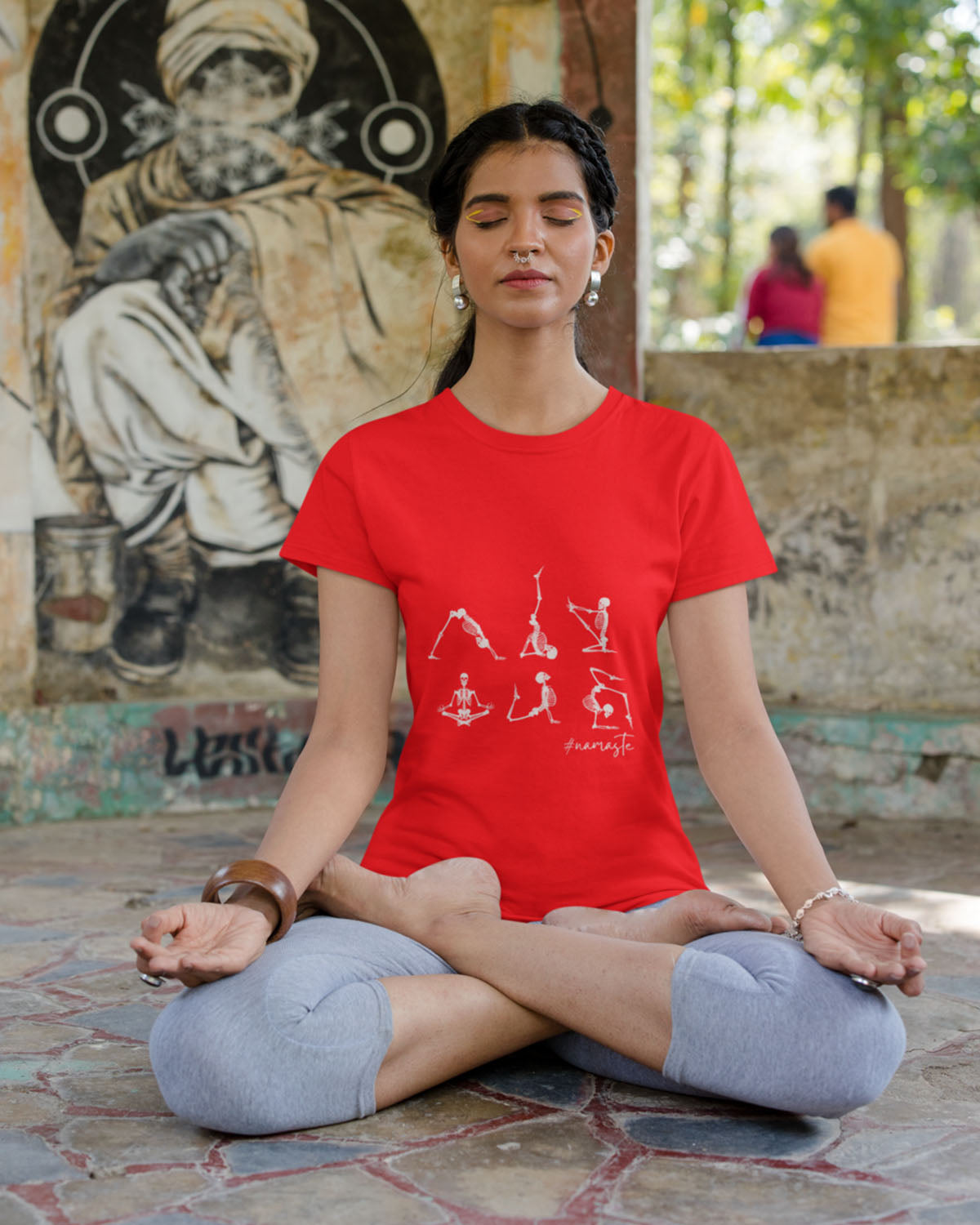 Yoga Poses Skeleton - Half Sleeve T-Shirt For Women
